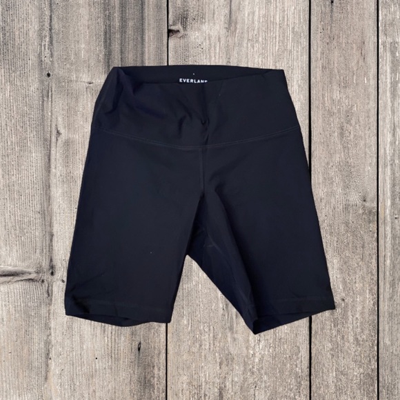NWOT Everlane The Perform Bike Short in Black S - Picture 2 of 4